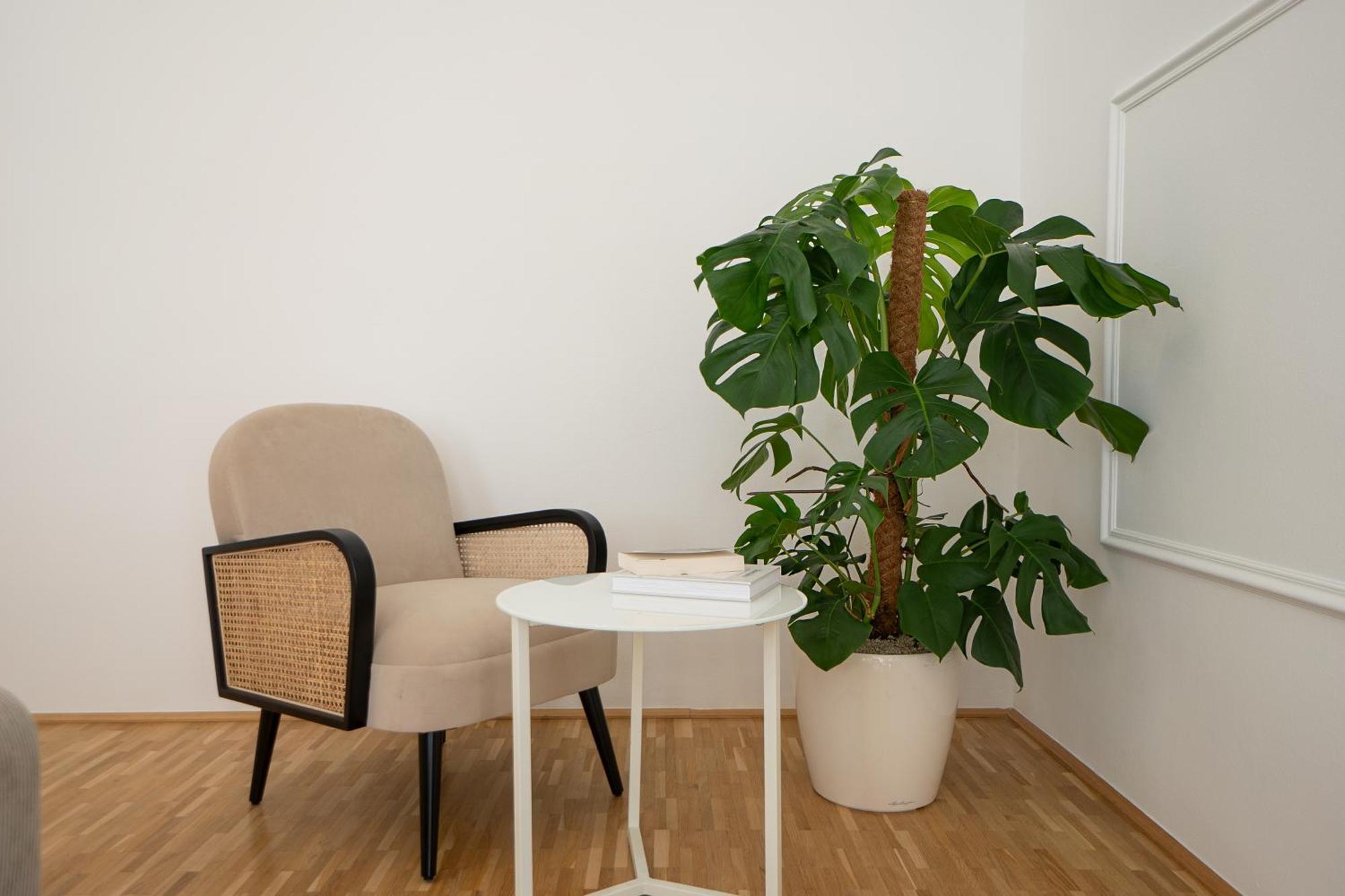 Vibrant 107 M2 Flat In The City Center Вена Экстерьер фото